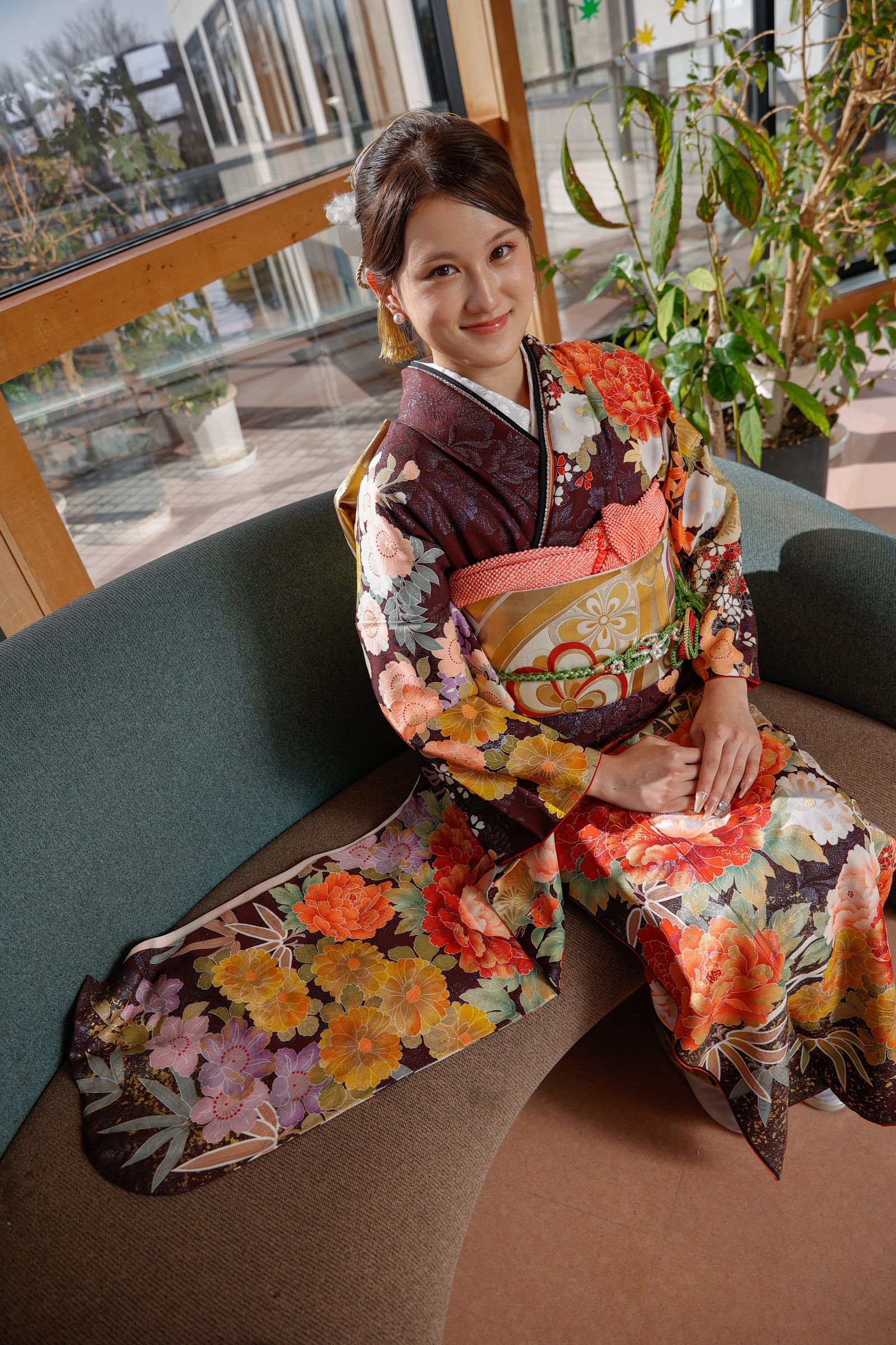 室内での振袖ポートレート